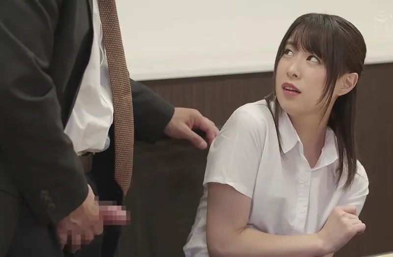 Con ghệ quê bần cùng và cạm bẫy ở công ty trên phố tokyo