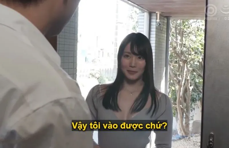 Người anh trai giàu có bị cô em gái hàng xóm xinh đẹp, đã lập gia đình, mới dọn về gần đây quyến rũ mời quan hệ.